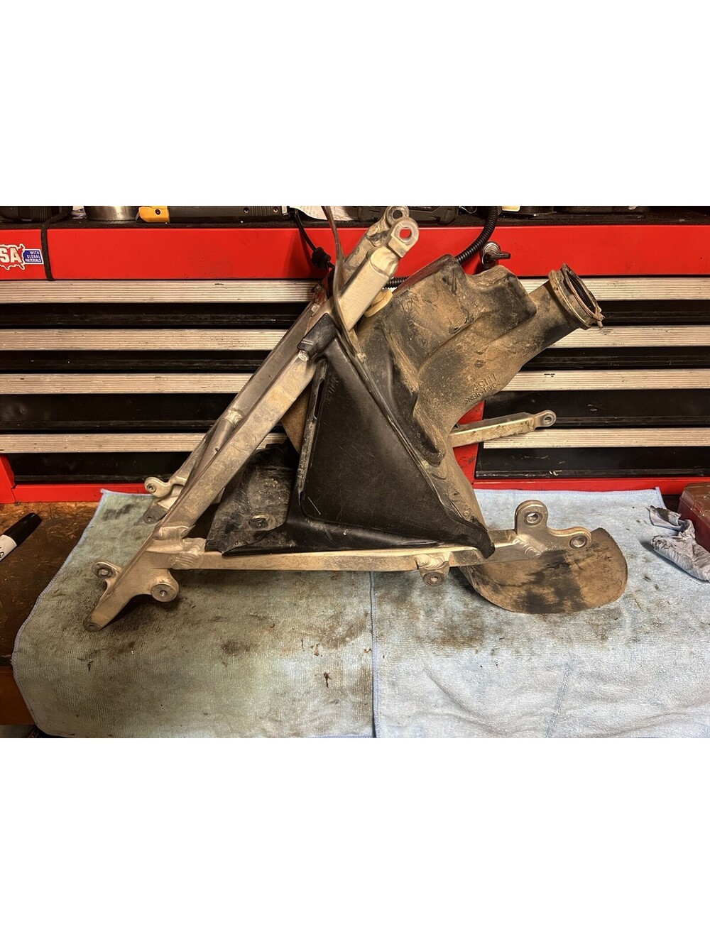 2013 SUZUKI 13 - 15 RMZ250 RMZ 250 OEM REAR SUB FRAME SUBFRAME & AIR BOX W/ BOOT